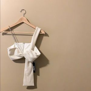 Ribbed Tie Knot Detail Top